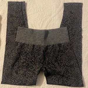 Like NEW! Gently used, size Large!